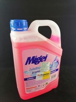 Migei professional 5л Почистващ препарат за твърди повърхности
